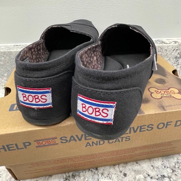 New NIB Skechers BOBS Black Peace & Love Womens's Size 5.5 Canvas Shoes Wide - Picture 5 of 10